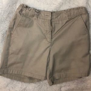 Cute shorts.Wrinkle free and washes great!!